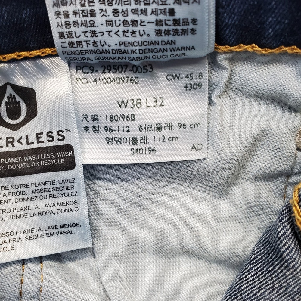 Levi's 502 Jeans Mens 38x32 Blue Denim Medium Wash Straight Leg 5-Pocket Design - Picture 8 of 11